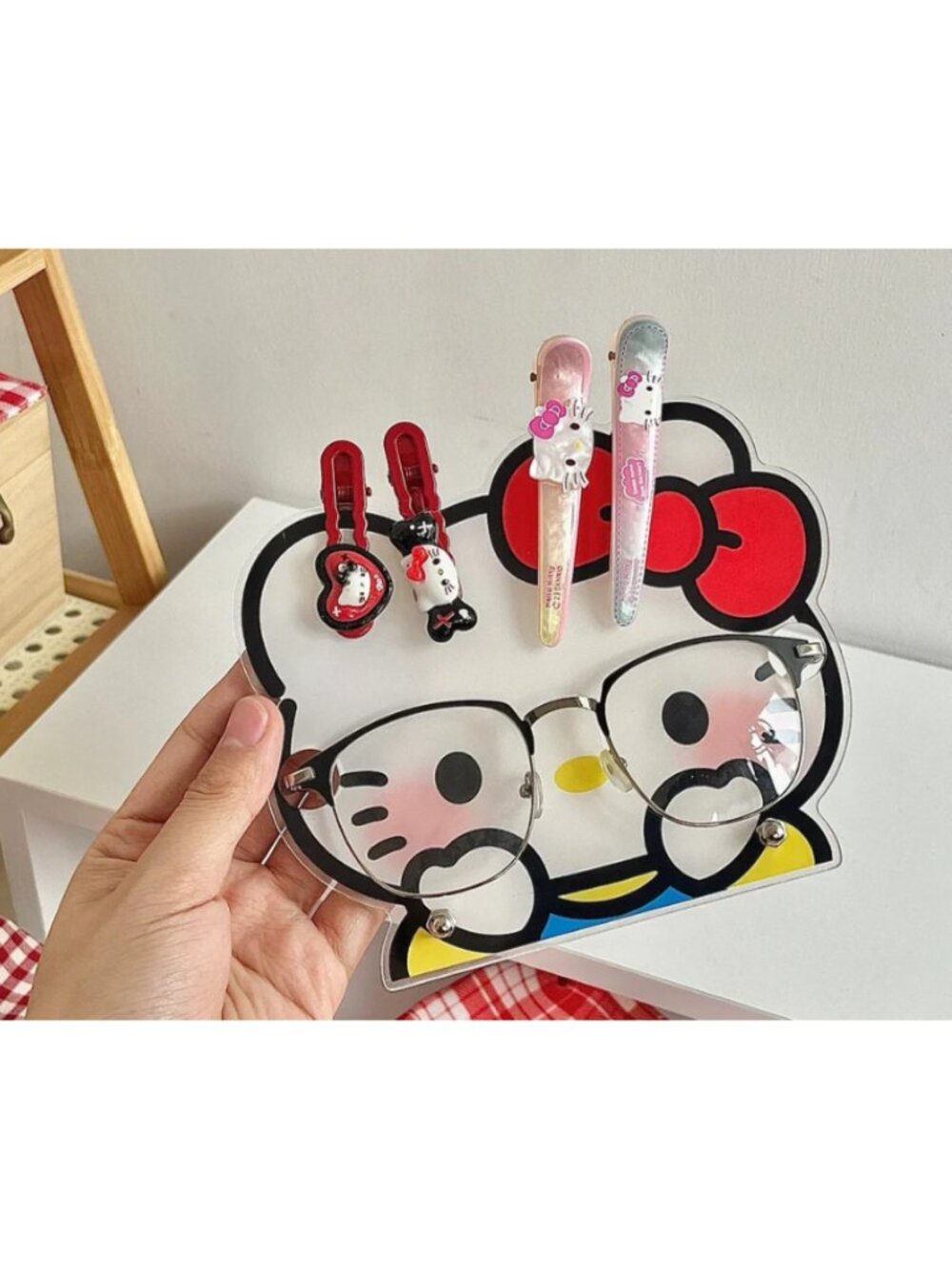 Hello Kitty Acrylic Display Stand – Glasses Holder & Hair Clip Organizer Cute